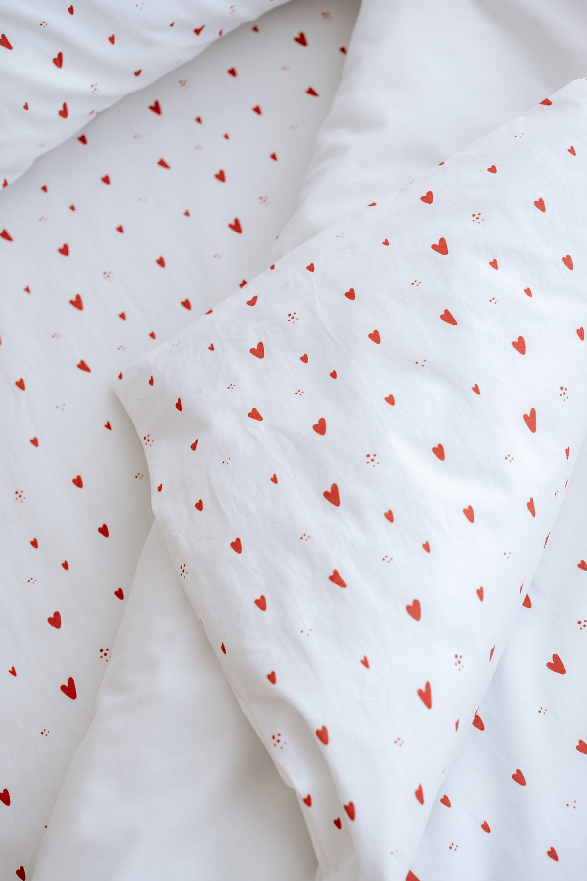 Montessori Nevresim Takımı (100x200) | Red Hearts image 1