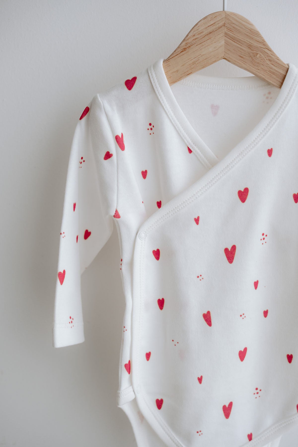 Kruvaze Body  | Red Hearts image 1