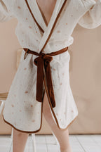 Müslin Bornoz  |  Tiny Boho Florals image 3