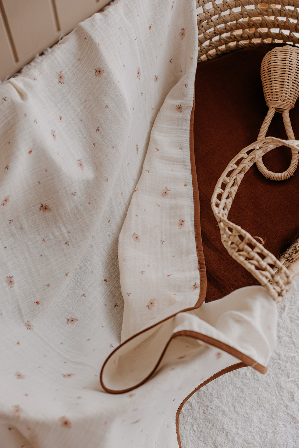 Müslin Örtü  |  Tiny Boho Florals image 0