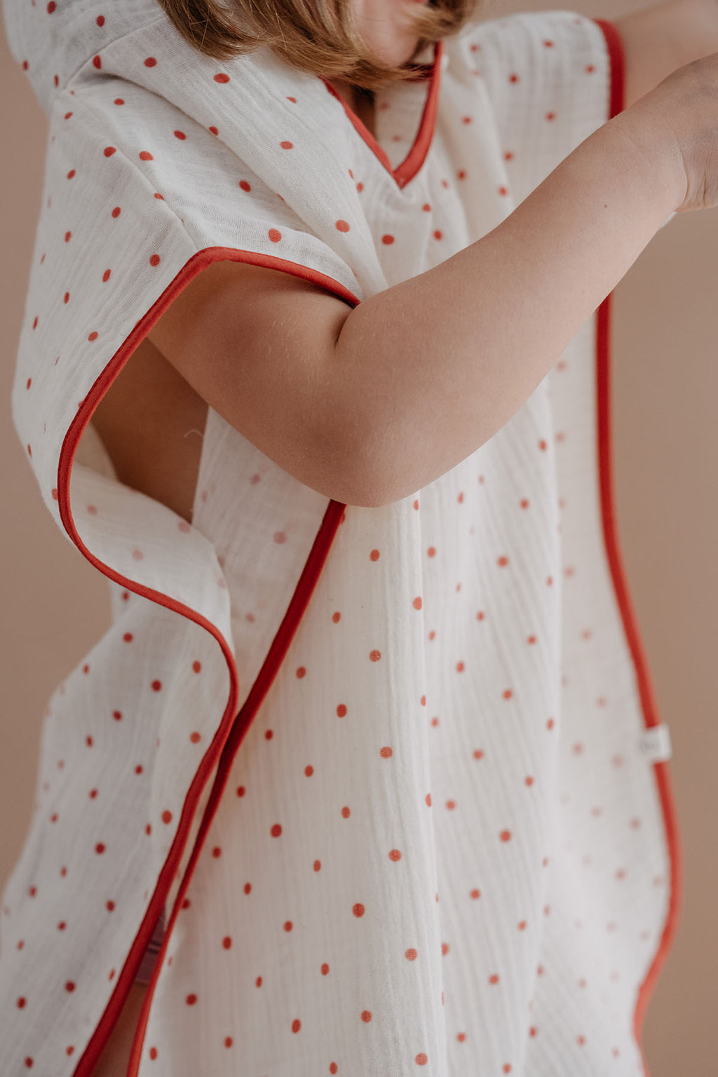 Müslin Panço  |  Red Dots image 4