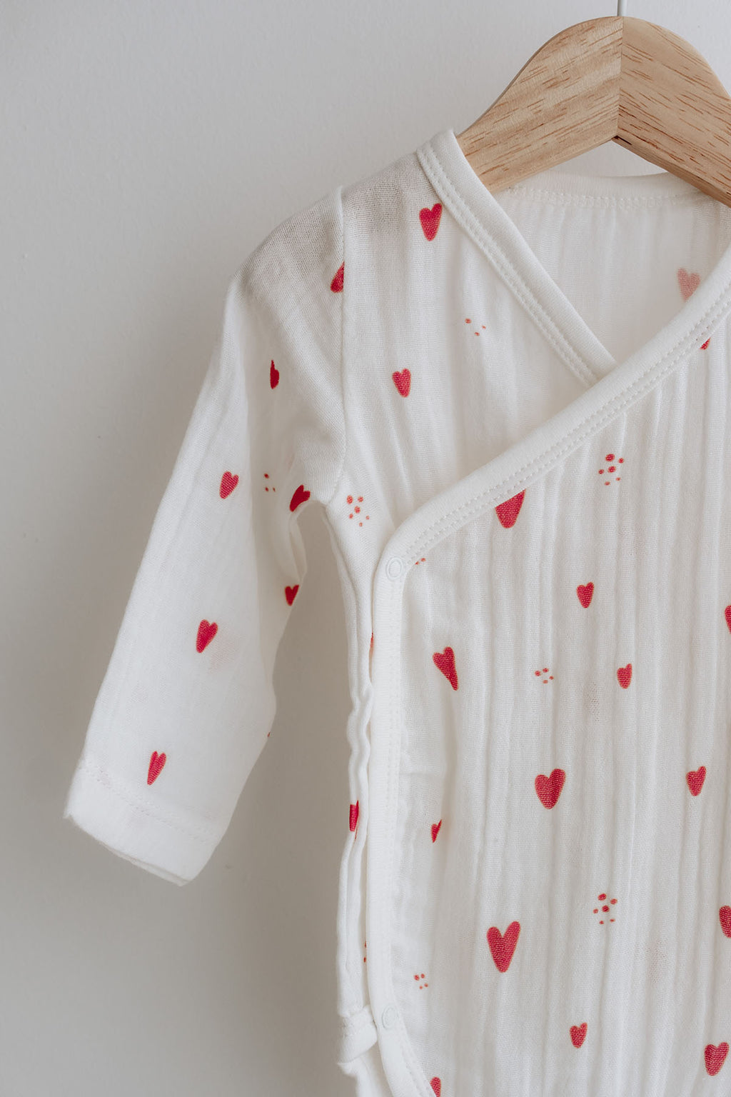 Müslin Kruvaze Body  | Red Hearts image 2