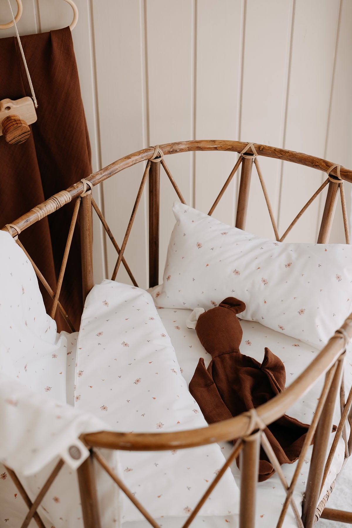 Park Yatak Nevresim Takımı (80x110)  |  Tiny Boho Florals image 2
