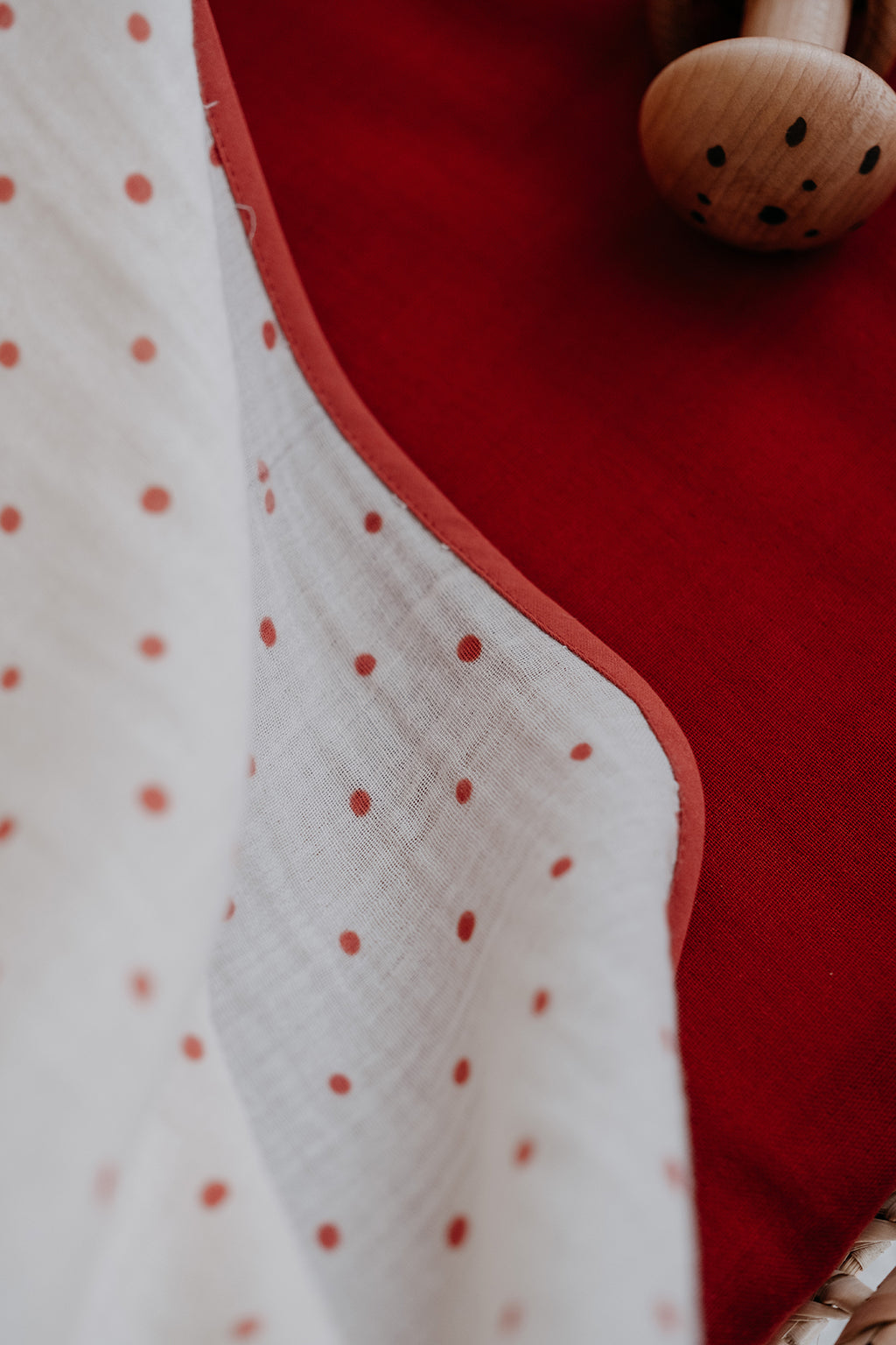 Müslin Örtü  |  Red Dots image 4